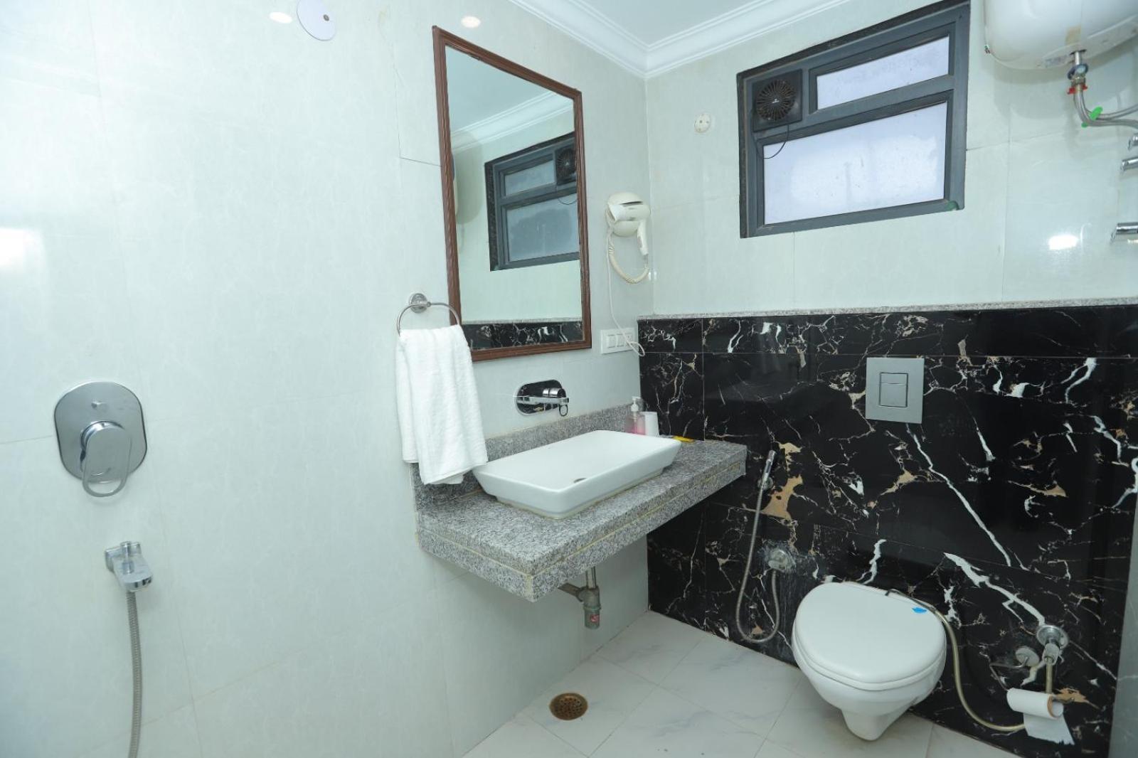 Hotel Vijaydeep Place Near Delhi Airport New Delhi Luaran gambar